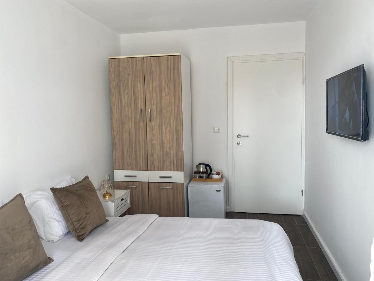 Veselinka Apartments & Rooms Будва Екстериор снимка